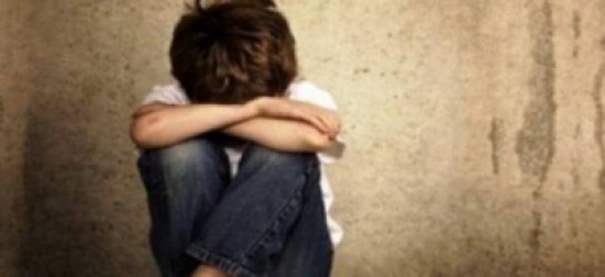 لن تصدّقوا- أم تحبس طفلها وتجلده وتعرّيه وتقدّم له طعام الكلاب... إليكم تفاصيل شهادته المروّعة لن تصدّقوا- أم تحبس طفلها وتجلده وتعرّيه وتقدّم له طعام الكلاب... إليكم تفاصيل شهادته المروّعة
