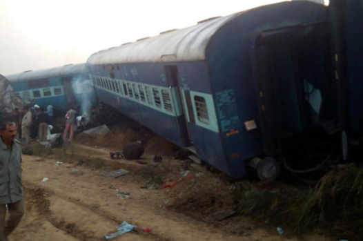 مصرع 91 شخصا بحادث قطار في الهند