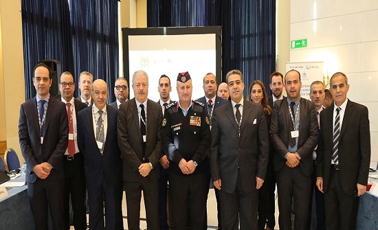 ورشة عمل بعنوان مكافحة الاتجار بالأسلحة النارية عبر الحدود ورشة عمل بعنوان مكافحة الاتجار بالأسلحة النارية عبر الحدود