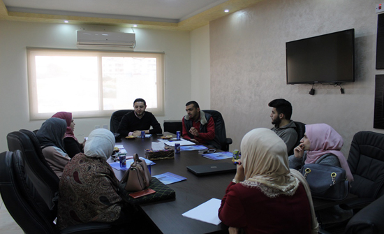 مهندسو ومهندسات جرش يجتمعون مع ضباط ارتباط الجامعات