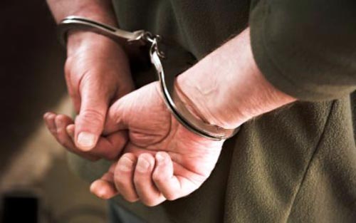السلطات السعودية تضبط 56 شخصا من ضمنهم اردني بتهمة الاحتفال برأس السنة وحيازة حبوب مخدرة السلطات السعودية تضبط 56 شخصا من ضمنهم اردني بتهمة الاحتفال برأس السنة وحيازة حبوب مخدرة