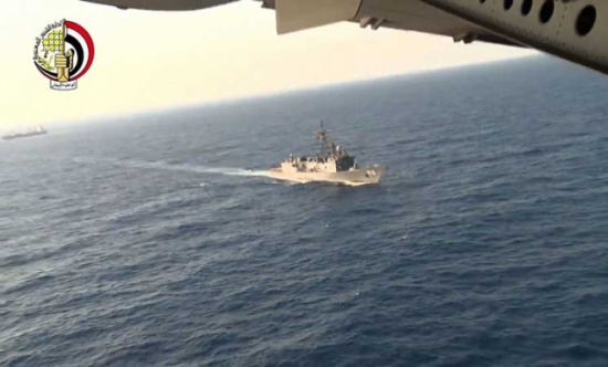 لجنة تحقيق طائرة مصر للطيران: التقاط إشارات يرجح أنها من أحد صندوقي المعلومات لجنة تحقيق طائرة مصر للطيران: التقاط إشارات يرجح أنها من أحد صندوقي المعلومات