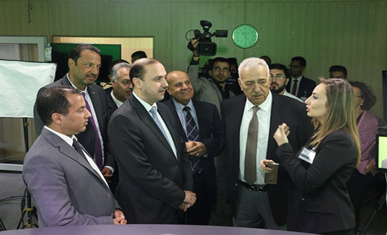 اعلام جامعة الشرق الأوسط تدشن معدات وأجهزة جديدة بالتعاون مع الإتحاد الأوروبي واليونسكو اعلام جامعة الشرق الأوسط تدشن معدات وأجهزة جديدة بالتعاون مع الإتحاد الأوروبي واليونسكو