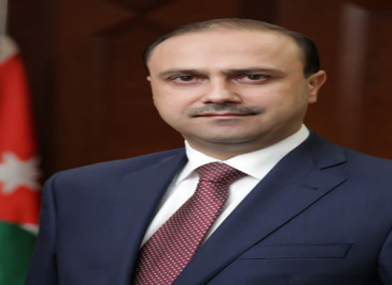 المومني يفتتح المركز الإعلامي للقمّة العربيّة الأربعاء