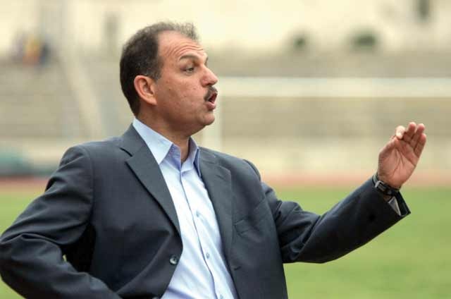 اتحاد كرة القدم يبحث تجديد عقد العراقي حمد