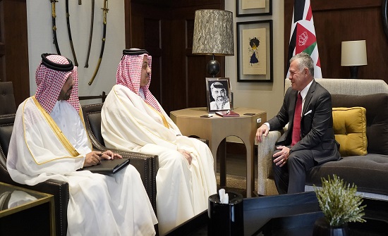 الملك يستقبل نائب رئيس مجلس الوزراء وزير الدفاع القطري الملك يستقبل نائب رئيس مجلس الوزراء وزير الدفاع القطري