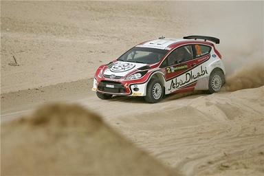     الإماراتي خالد القاسمي يحرز فوزه الأول في رالي الكويت الدولي 