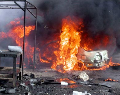 مع بدأ الانتخابات .. مقتل 12 شخصا في انفجار مبنى بالعراق