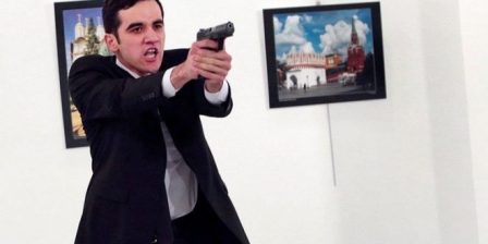 انتهاء مهلة السلطات التركية لدفن قاتل السفير الروسي.. ما مصير جثته بعد أن رفضتها عائلته؟