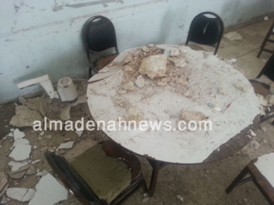 انهيار جزء من سقف غرفة صفية وإصابة طالبتين في مدرسة سحم بإربد " اسماء وصور "