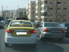 تقمص دور ولي الامر بالمدرسة فافتضح امره عند الحساب