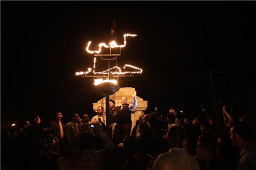 اعتصام بالشموع بمناسبة مرور ألف يوم على حصار غزة (بالصور)