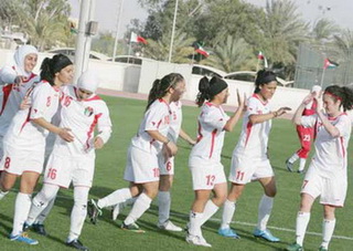المنتخب النسوي لكرة القدم يتقدم مركزا على التصنيف الدولي