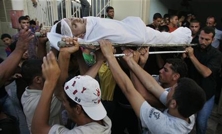 استشهاد فلسطينيين اثنين في غزة متأثرين بإصابتهما بهجمات إسرائيلية