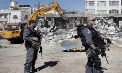 جرافات إسرائيلية تهدم 6 مساكن فلسطينية شمالي الضفة الغربية جرافات إسرائيلية تهدم 6 مساكن فلسطينية شمالي الضفة الغربية