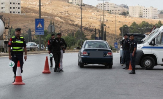 ضبط 100 مركبة تعمل مقابل أجر في عمان