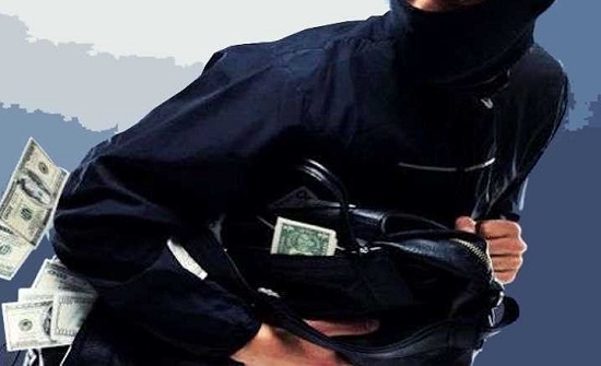 عمان : الامن يكشف زيف ادعاء شخص بالاعتداء عليه وسلبه 20 الف دينار