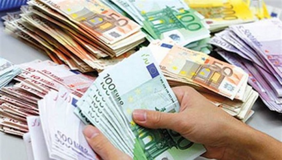 دولة توفر لك 1000 دولار شهريا دون عمل، ما هي هذه الدولة ؟ دولة توفر لك 1000 دولار شهريا دون عمل، ما هي هذه الدولة ؟