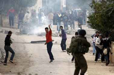  تجدّد المواجهات في أنحاء متفرقة من مدينة القدس المحتلة 
