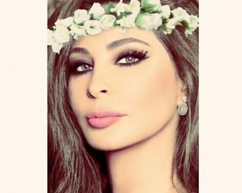 بالفيديو - إليسا تعلق بطريقتها على وصف أحلام لنفسها بالملكة.. بالفيديو - إليسا تعلق بطريقتها على وصف أحلام لنفسها بالملكة..