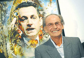 والد ساركوزي لا يمتلك حذاء