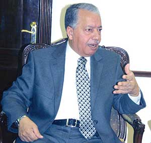 وزير الداخلية يرعى اللقاء الشبابي الأول بالمفرق 