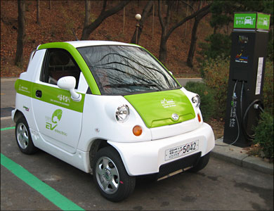 أول مركبة كهربائية بلا أسلاك 