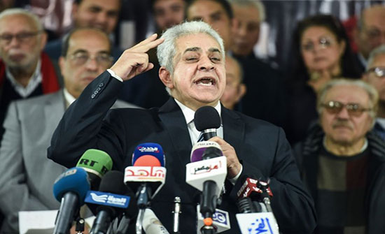ما دلالات عودة صباحي للمشهد وانتقاده اللاذع للسيسي؟