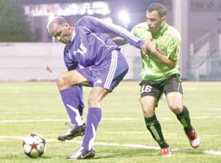 الفيصلي والحسين في قمة مباريات دوري المحترفين اليوم