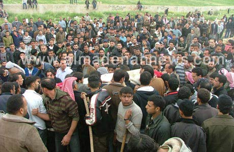 مادبا تشيع طالب الجامعة الذي عثر عليه مدفونا في مقبرة بمعان " مصور" 