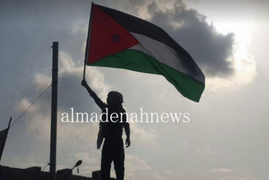 وقفة تضامنية لاهالي بلدة الطيبة مع الوطن