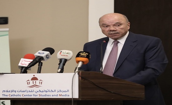 الفايز يرعى مؤتمر "النظر معا نحو المستقبل" في الأردن الفايز يرعى مؤتمر "النظر معا نحو المستقبل" في الأردن