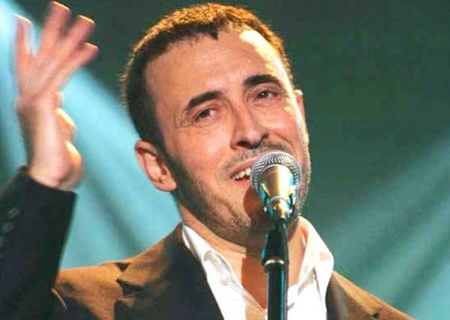 صورة - كاظم الساهر ينشر صورة جديدة مع ولديه وحفيدته صورة - كاظم الساهر ينشر صورة جديدة مع ولديه وحفيدته