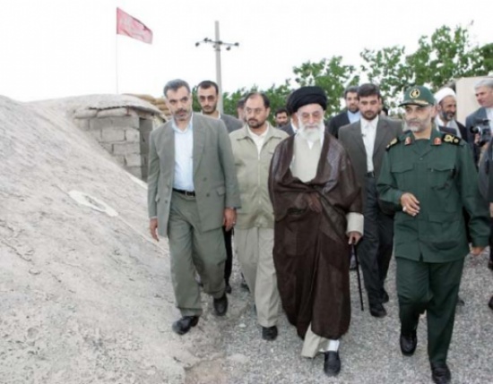 خامنئي يقيل قاسم سليماني بسبب انتكاسات سوريا والعراق خامنئي يقيل قاسم سليماني بسبب انتكاسات سوريا والعراق