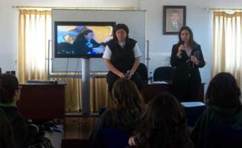 جامعة نيويورك للتكنولوجيا تتحدث باسم المرأة