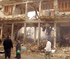 57 قتيلا و73 جريحا في انفجارين في مدينة الخالص العراقية