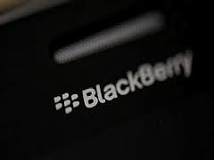 " أكسيوم " تبدأ بتلقي طلبات بلاك بيري 10 الثوري الجديد