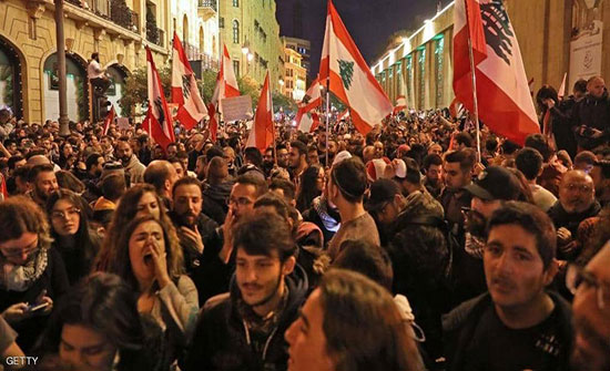 80 يوما من حراك لبنان.. بوادر سياسية إيجابية وتحركات "مريبة" 80 يوما من حراك لبنان.. بوادر سياسية إيجابية وتحركات "مريبة"