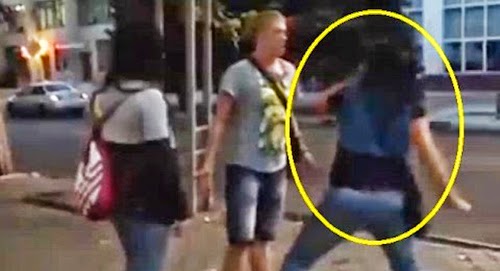 فيديو: فتاة تسقط متحرشا أرضا بلكمة قاضية فيديو: فتاة تسقط متحرشا أرضا بلكمة قاضية