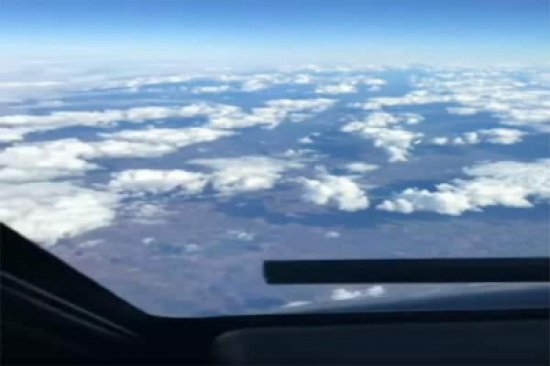 فيديو متداول: لقطة نادرة تكشف السرعة الهائلة للطائرات أثناء التحليق