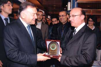 جامعة جرش الأهلية تشارك في معرض الجامعات الدولية في سوريا