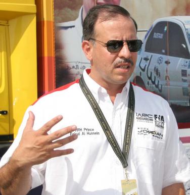 الامير فيصل يزور مصابي رالي الاردن