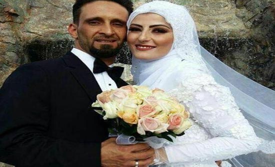 بالصور: زفّة لبنانية "غريبة عجيبة".. فاجأ عروسه بالـ"كاميون"! بالصور: زفّة لبنانية "غريبة عجيبة".. فاجأ عروسه بالـ"كاميون"!