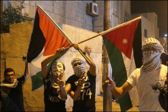 عمان : مسيرة في حي الطفايلة دعما للاقصى عمان : مسيرة في حي الطفايلة دعما للاقصى