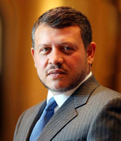 جلالة الملك يعود إلى أرض الوطن