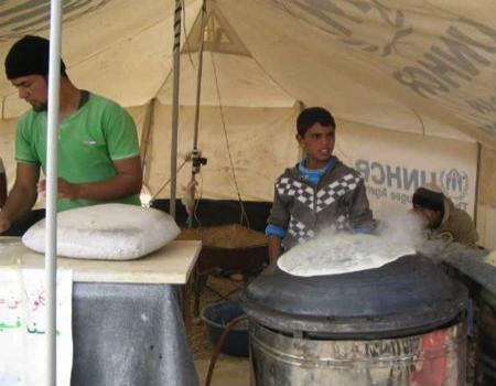 900 ألف دولار كلفة تأمين الخبز لـ " الزعتري، والأزرق " 900 ألف دولار كلفة تأمين الخبز لـ " الزعتري، والأزرق "