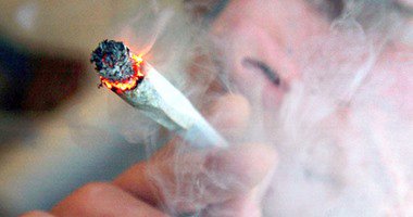 تدخين الطلاب للحشيش يقلل فرص نجاحهم