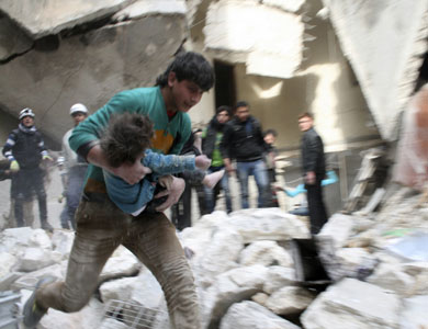 القوات النظامية السورية تسيطر على قرية في حلب