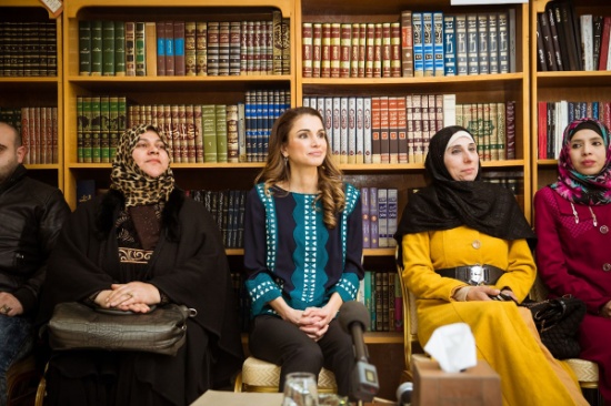 الملكة في هاشمية الزرقاء الملكة في هاشمية الزرقاء