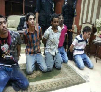 نشر صورة المتهمين بمحاولة اغتيال رئيس الوزراء المصري نشر صورة المتهمين بمحاولة اغتيال رئيس الوزراء المصري